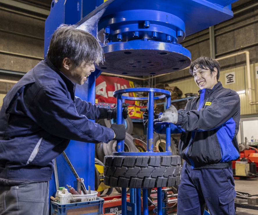 採用情報